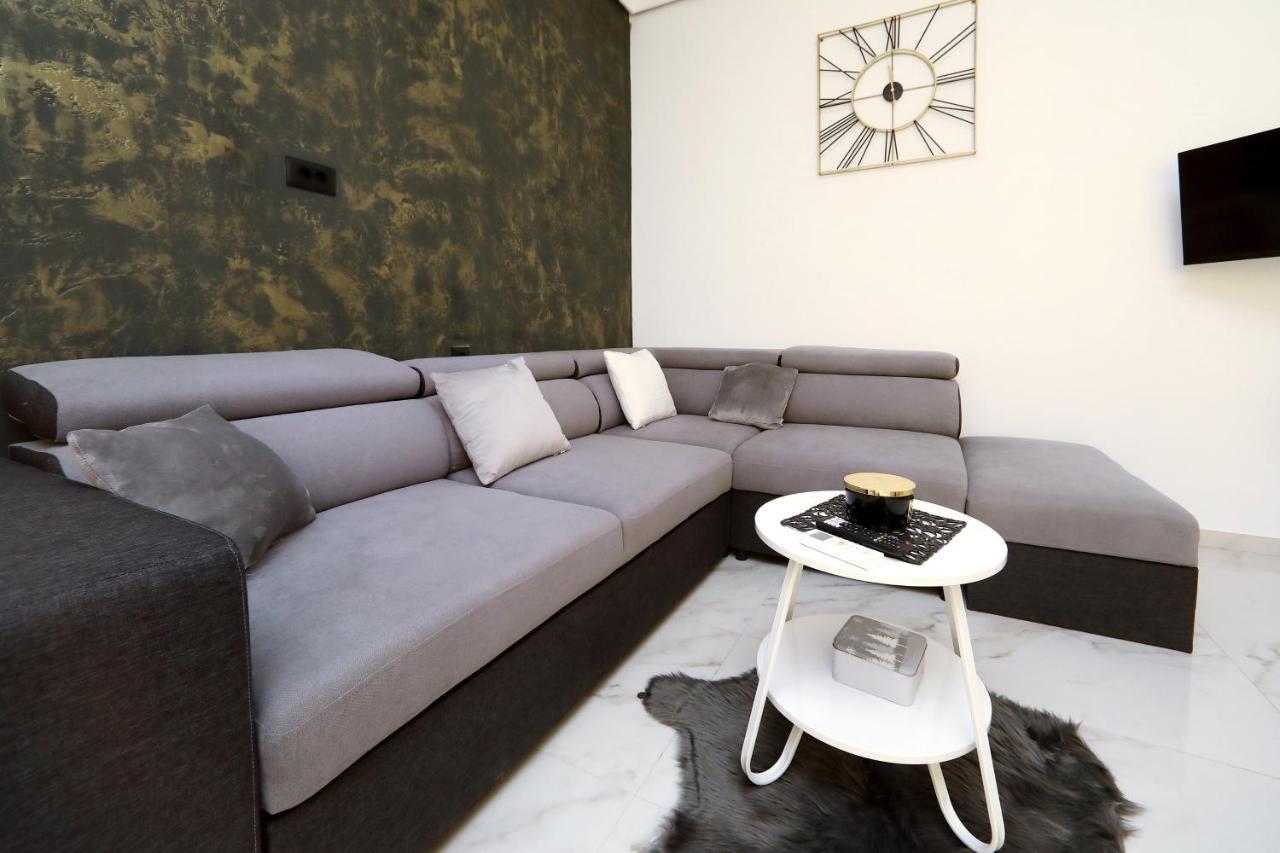 Luxury Apartments Monika Near The Sea With Private Parking Bibinje Extérieur photo
